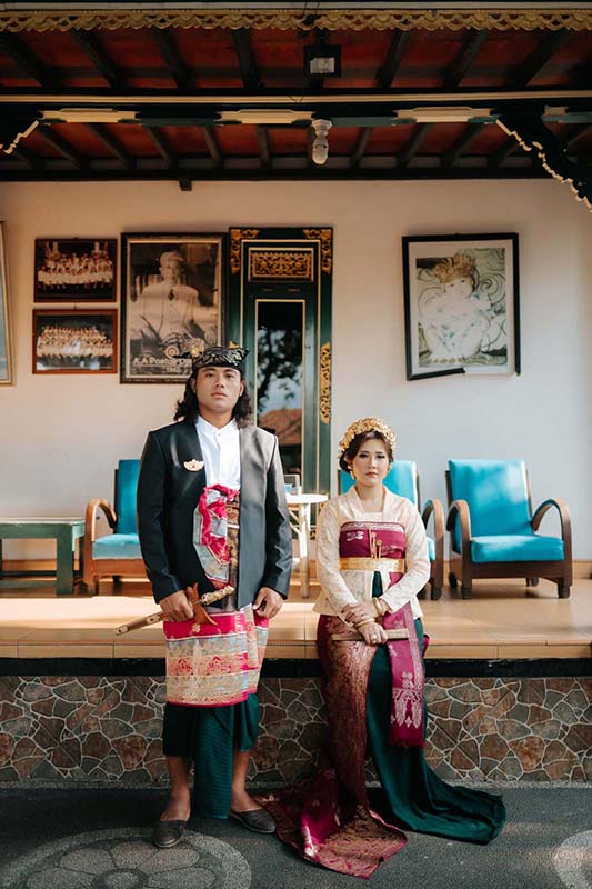 Pawiwahan Saprol & Tricia
