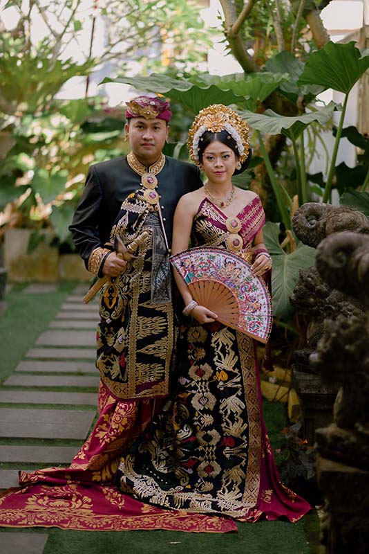 Pawiwahan Oven & Devi​
