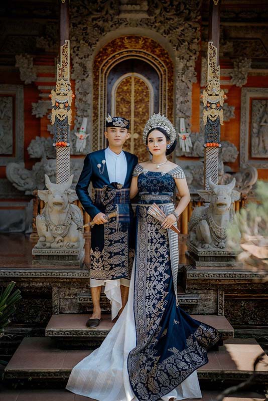 Pawiwahan Dhe Wid & Dek Thy