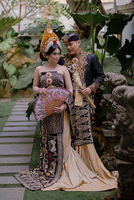 Pawiwahan Hendra & Sastra